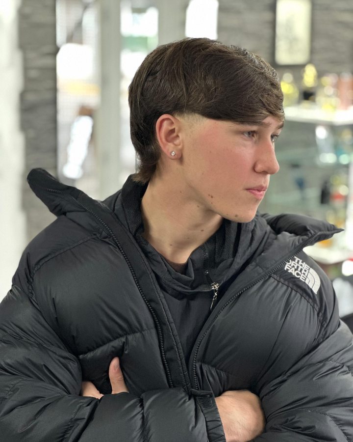 Corte masculino con desvanecido bajo